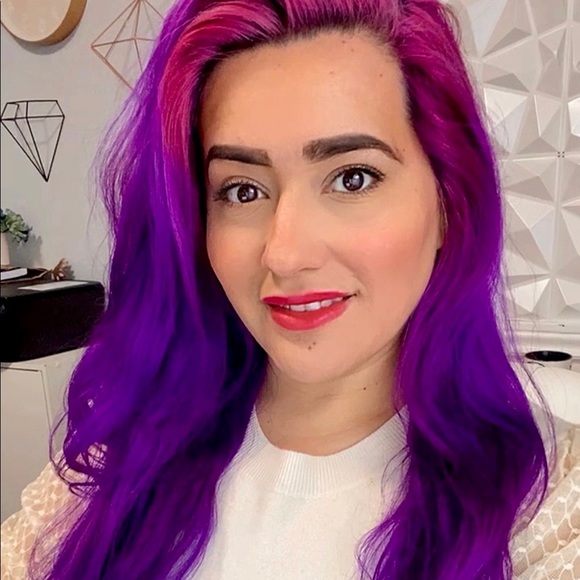 Meet your Posher, Yolanda - Picture 3 of 4